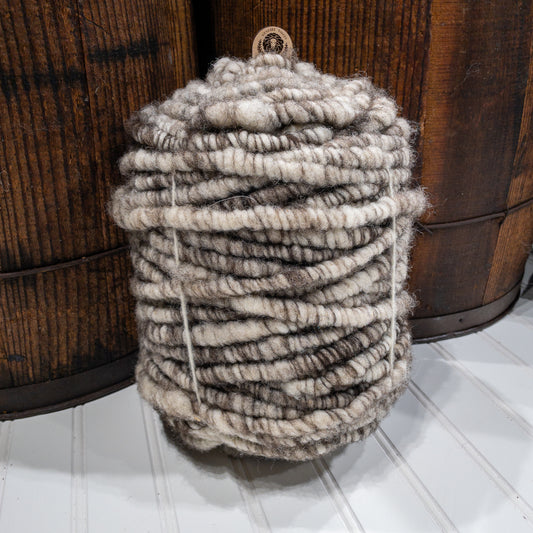 Snowy Stream - Patterned Rug Yarn – 100% Wool Core-Spun